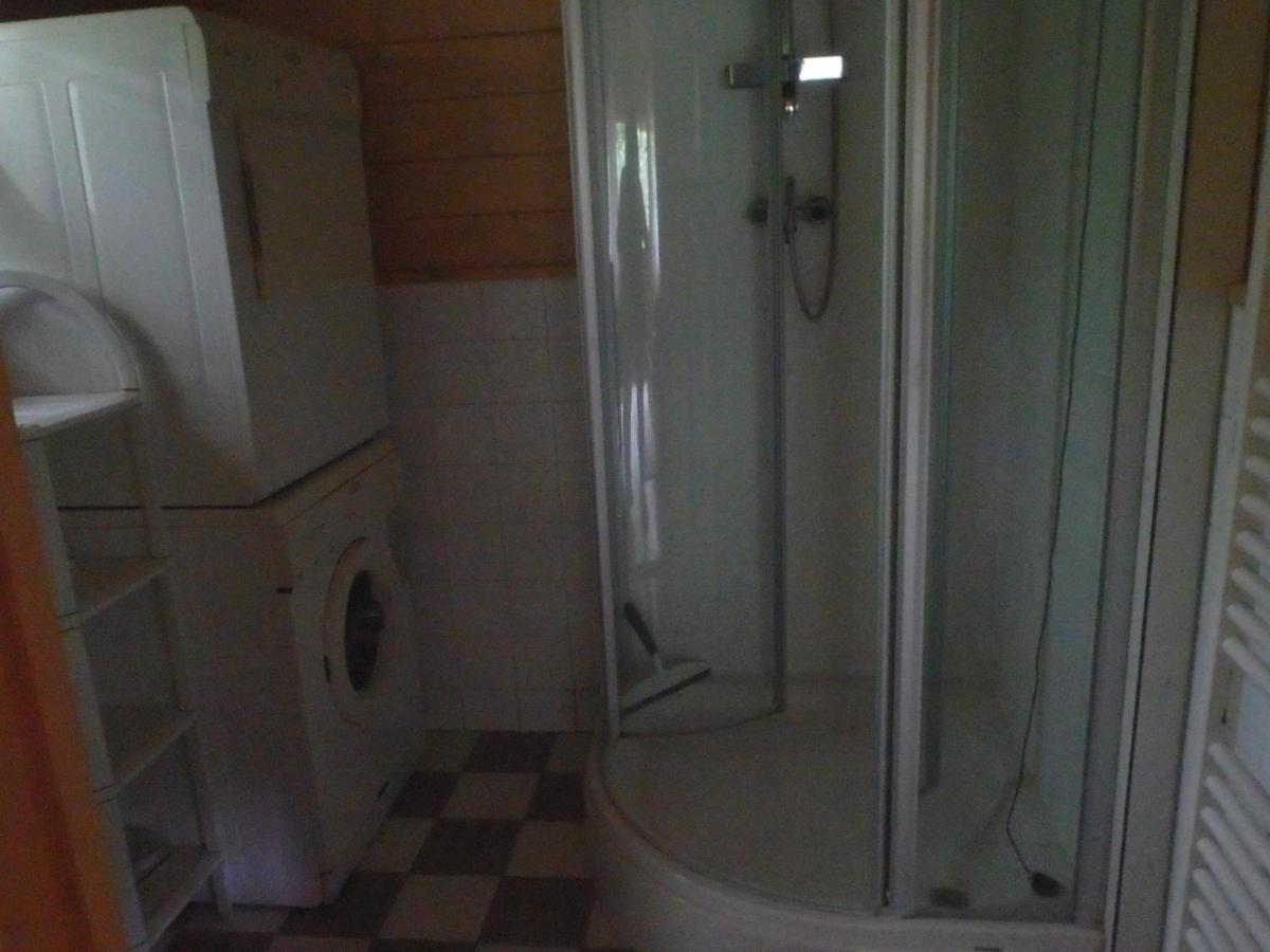 Huis H8 เอเปอ ภายนอก รูปภาพ